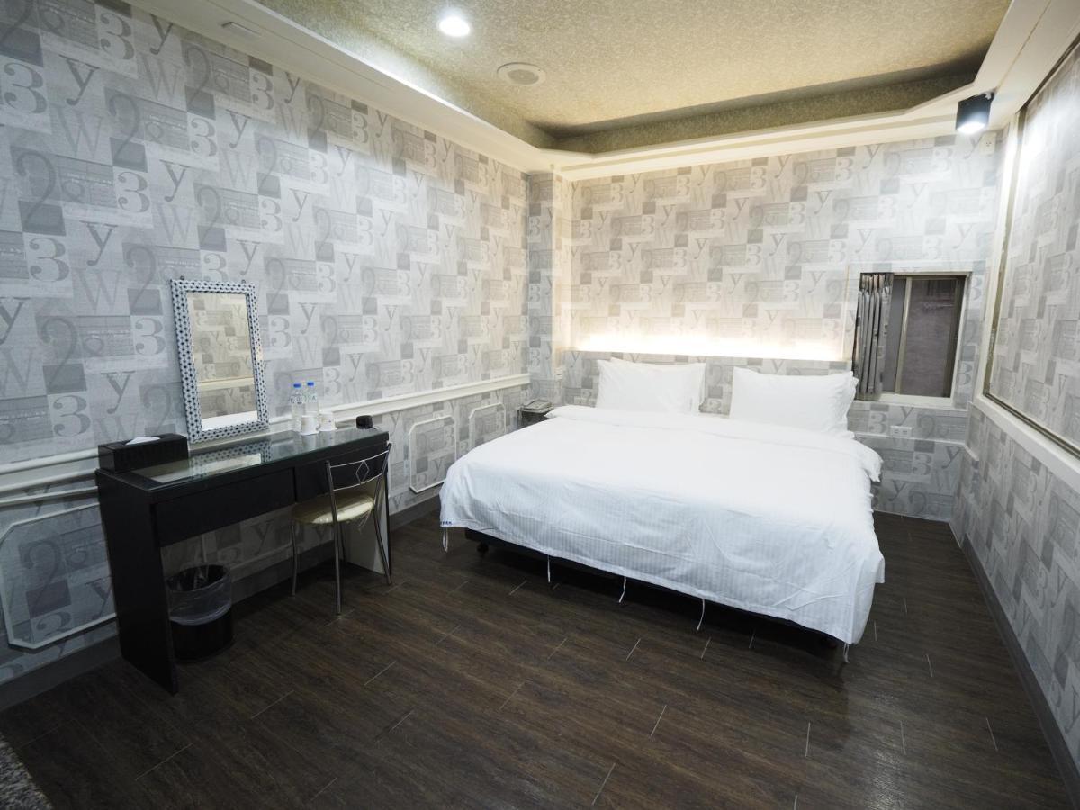 合悅都會商旅 Heyue Hotel مدينة هسينشو المظهر الخارجي الصورة